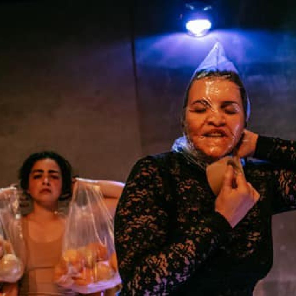 Cena da peça Apneia, de Luis Araujo.