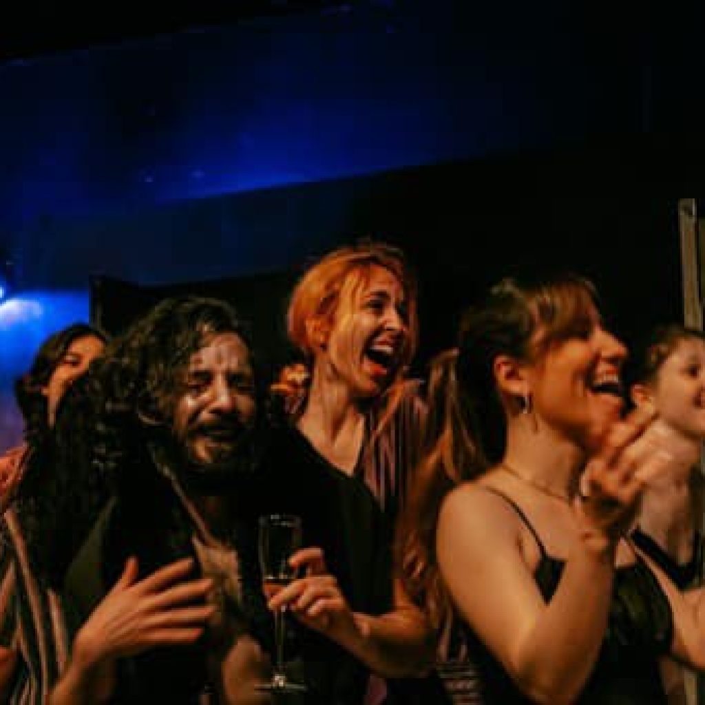 Cena da peça Apneia, de Luis Araujo.